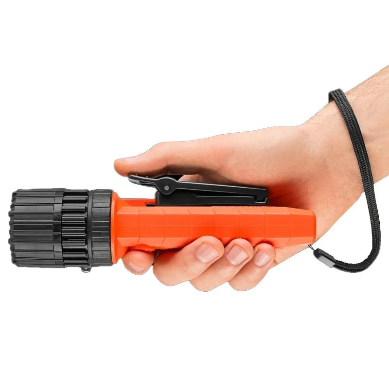 Latarka Mactronic M-Fire FOCUS RC